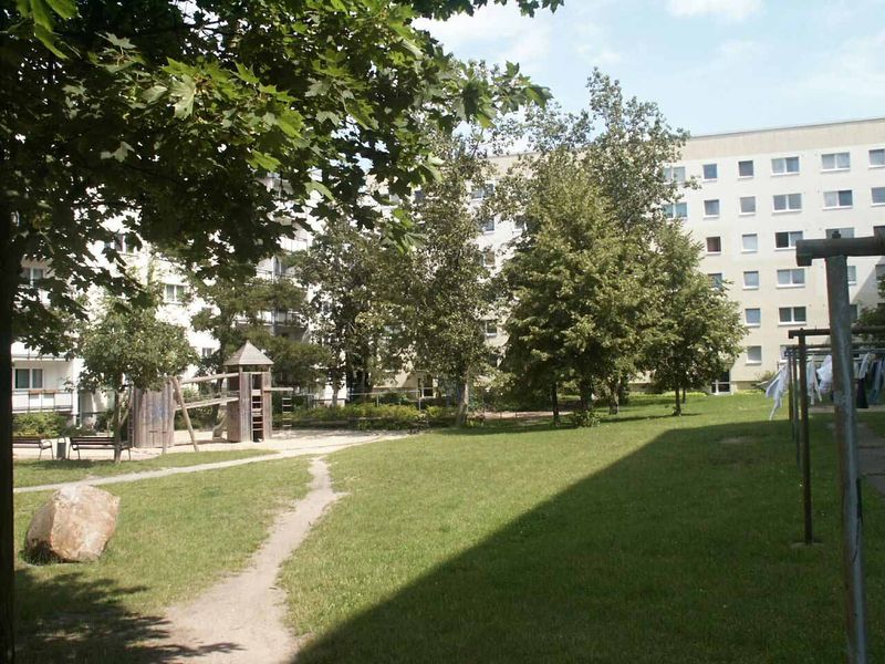 ... Gefunden -  in der 2. Etage mit Balkon! ...